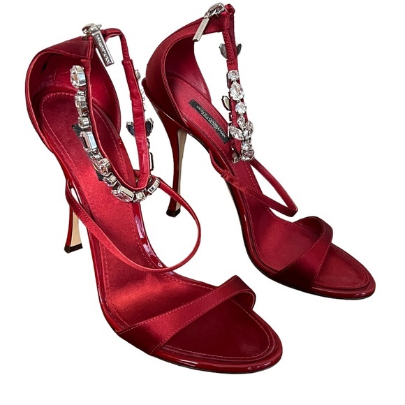 Dolce & Gabbana Red 105 Crystals Embellished Satin Holiday Pumps - Picture 3 of 11